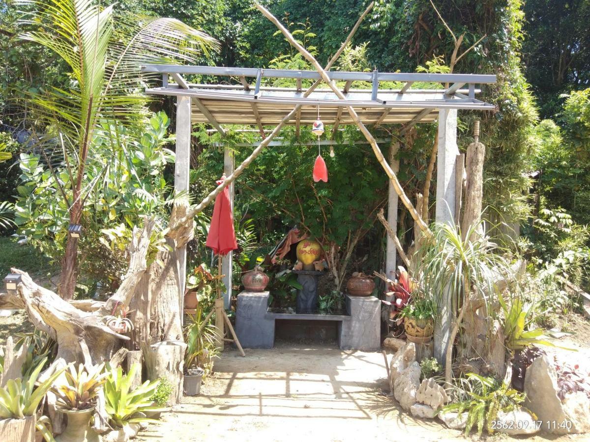 Baan Suan Jantra Home Stay Чианг Рай Екстериор снимка